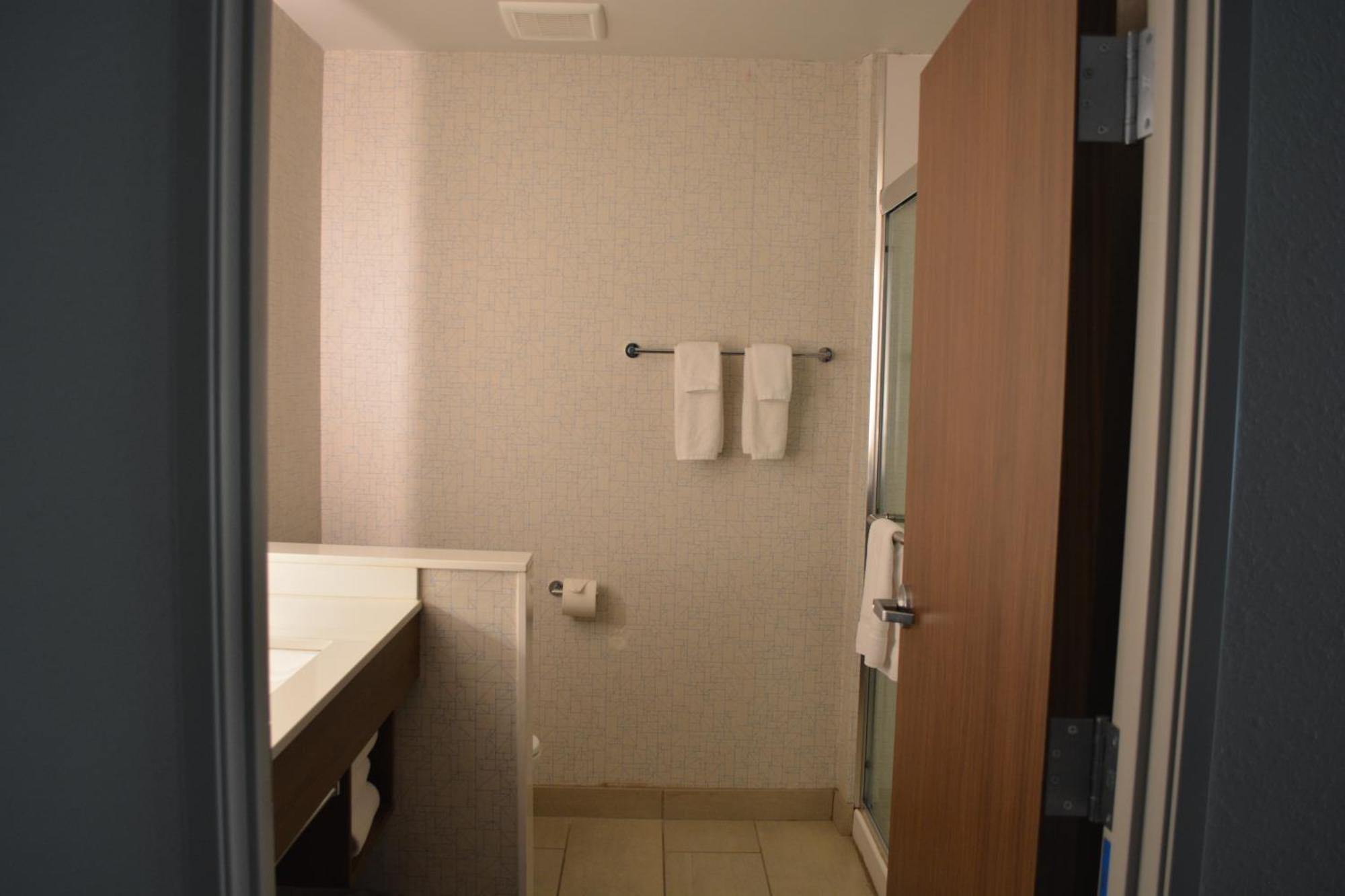 Holiday Inn Express & Suites Liberal Exterior foto